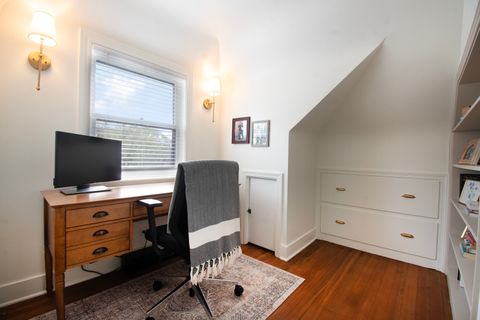 Tiny photo for 303 N Willow Road, Elmhurst, IL 60126 (MLS # 12634456)