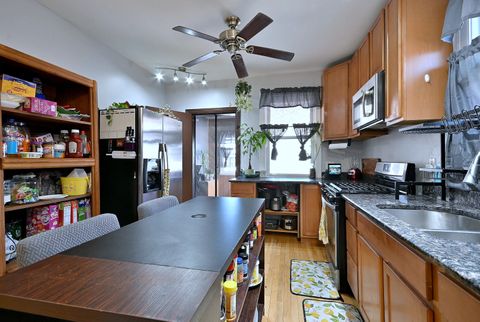 Tiny photo for 2924 N LINDER Avenue, Chicago, IL 60641 (MLS # 12691047)
