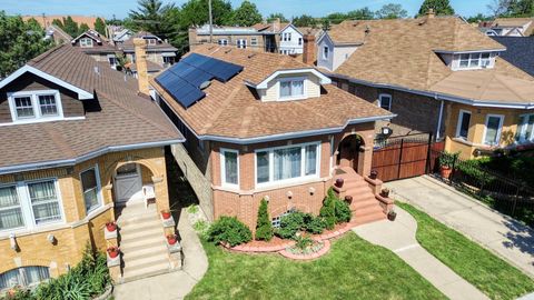 Tiny photo for 2924 N LINDER Avenue, Chicago, IL 60641 (MLS # 12691047)