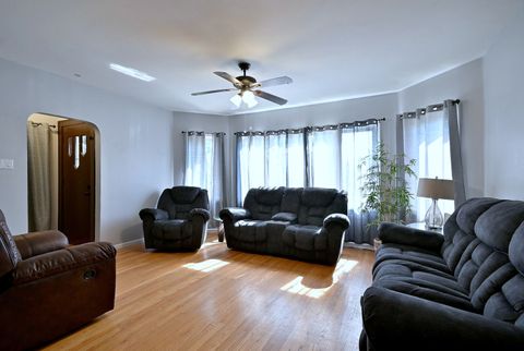 Tiny photo for 2924 N LINDER Avenue, Chicago, IL 60641 (MLS # 12691047)