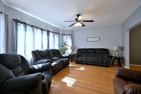 Tiny photo for 2924 N LINDER Avenue, Chicago, IL 60641 (MLS # 12691047)