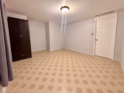 Tiny photo for 2924 N LINDER Avenue, Chicago, IL 60641 (MLS # 12691047)