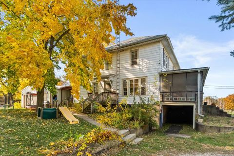 Tiny photo for 305 W Park Avenue, Sheridan, IL 60551 (MLS # 12524253)