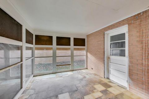 Tiny photo for 427 Tiffany Drive, Waukegan, IL 60085 (MLS # 12525218)