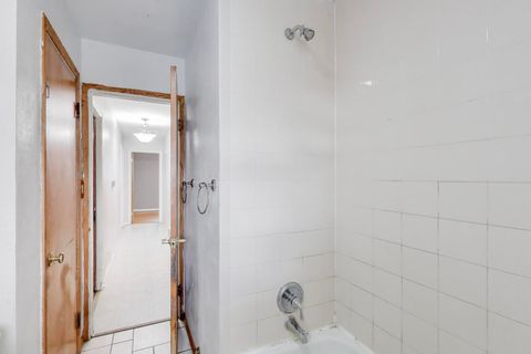 Tiny photo for 427 Tiffany Drive, Waukegan, IL 60085 (MLS # 12525218)