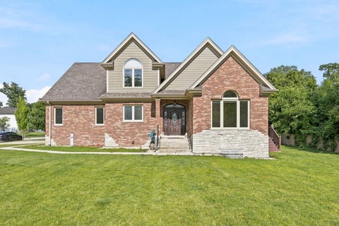 Tiny photo for 388 Preserve Lane, Wood Dale, IL 60191 (MLS # 12738833)