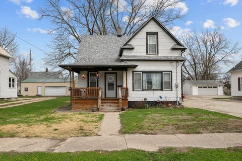 Photo of 630 N Burr Street, Kewanee, IL 61443 (MLS # 12603410)