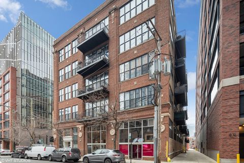 215 N Aberdeen Street 607B Chicago IL 60607