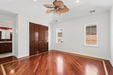 Tiny photo for 7000 N Kilpatrick Avenue, Lincolnwood, IL 60712 (MLS # 12670078)