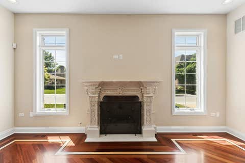 Tiny photo for 7000 N Kilpatrick Avenue, Lincolnwood, IL 60712 (MLS # 12670078)