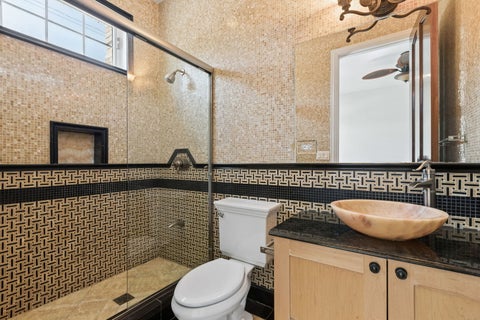 Tiny photo for 7000 N Kilpatrick Avenue, Lincolnwood, IL 60712 (MLS # 12670078)