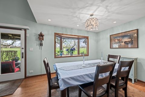 Tiny photo for 1760 Pebble Beach Drive, Hoffman Estates, IL 60169 (MLS # 12618426)