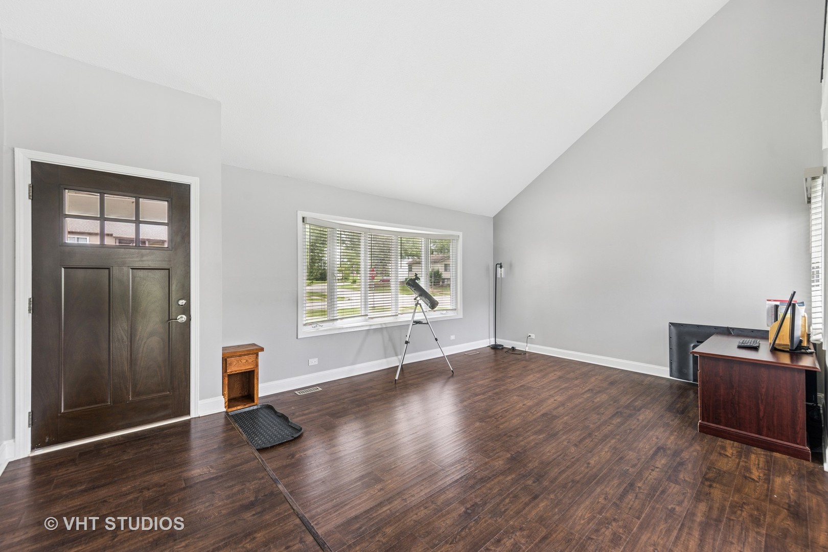 5325 Arlington Circle
