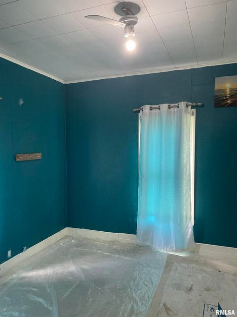 Tiny photo for 1005 E ELM Street, West Frankfort, IL 62896 (MLS # EB458912)