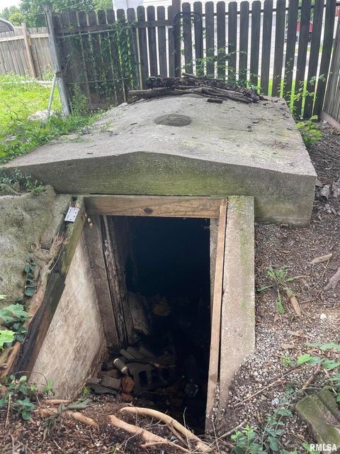 Tiny photo for 1005 E ELM Street, West Frankfort, IL 62896 (MLS # EB458912)