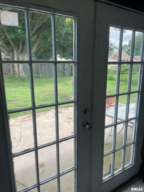 Tiny photo for 1005 E ELM Street, West Frankfort, IL 62896 (MLS # EB458912)