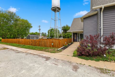 Tiny photo for 185 S Ames Street, Cabery, IL 60919 (MLS # 12657046)
