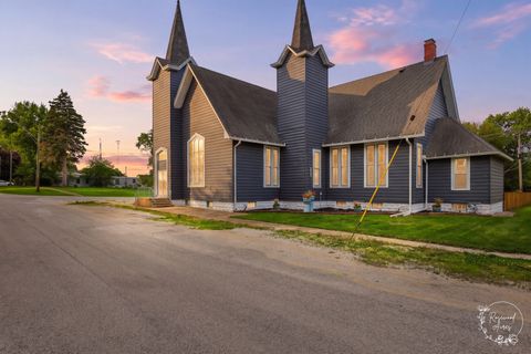 Tiny photo for 185 S Ames Street, Cabery, IL 60919 (MLS # 12657046)