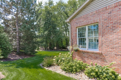 Tiny photo for 25 Spring Ridge Circle #0, Bloomington, IL 61704 (MLS # 12739464)