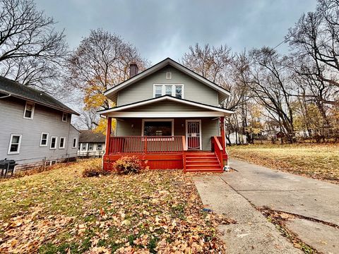 Photo of 410 Oakley Avenue, Rockford, IL 61101 (MLS # 12522126)