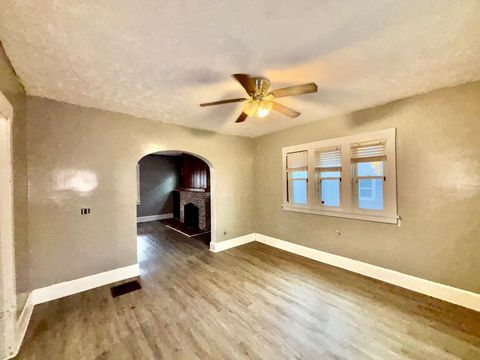 Tiny photo for 410 Oakley Avenue, Rockford, IL 61101 (MLS # 12522126)