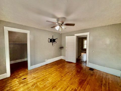 Tiny photo for 410 Oakley Avenue, Rockford, IL 61101 (MLS # 12522126)