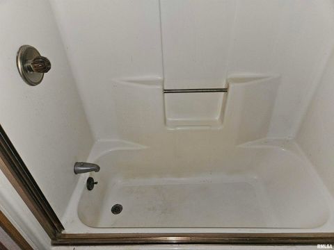 Tiny photo for 1105 Organ Street, Eldorado, IL 62930 (MLS # EB459962)