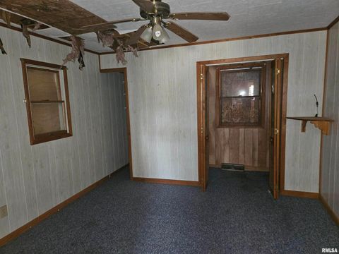 Tiny photo for 1105 Organ Street, Eldorado, IL 62930 (MLS # EB459962)