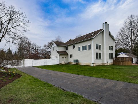 Tiny photo for 4308 Birch Drive, Gurnee, IL 60031 (MLS # 12628978)