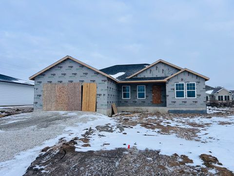 Photo of 1865 Sycamore Street, Peru, IL 61354 (MLS # 12558171)