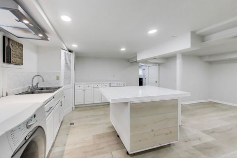 Tiny photo for 4118 Prairie Avenue, Brookfield, IL 60513 (MLS # 12397994)