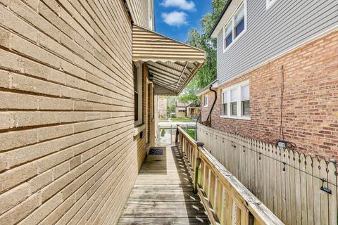 Tiny photo for 4118 Prairie Avenue, Brookfield, IL 60513 (MLS # 12397994)