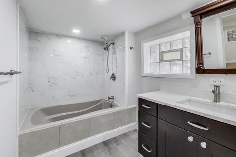 Tiny photo for 4118 Prairie Avenue, Brookfield, IL 60513 (MLS # 12397994)