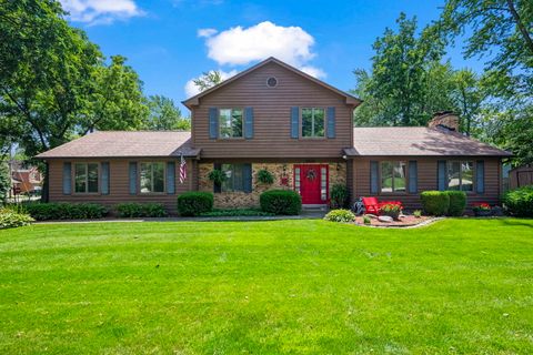Tiny photo for 23880 N Overhill Drive, Lake Zurich, IL 60047 (MLS # 12692643)