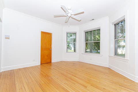 Tiny photo for 646 Adams Street #1W, Oak Park, IL 60304 (MLS # 12720876)