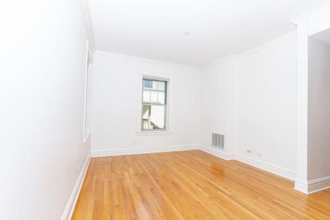 Tiny photo for 646 Adams Street #1W, Oak Park, IL 60304 (MLS # 12720876)