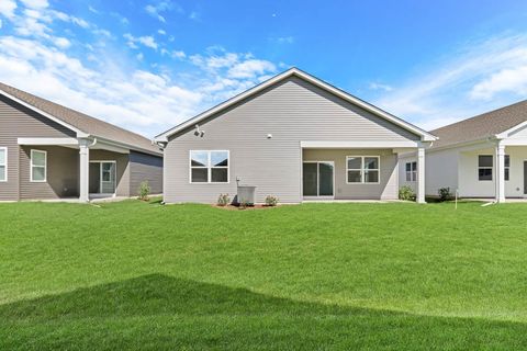 Tiny photo for 2281 Redwood Trail, Wonder Lake, IL 60097 (MLS # 12529029)