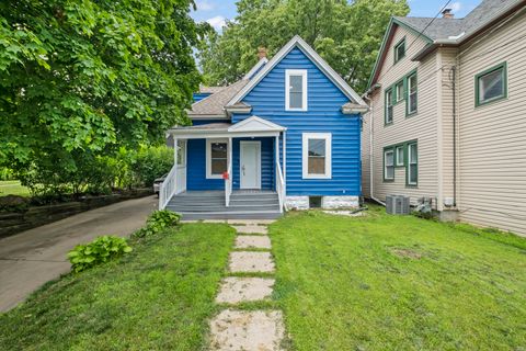 Tiny photo for 1722 Charles Street, Rockford, IL 61104 (MLS # 12635528)