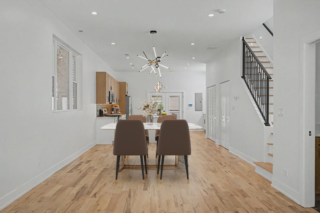 618 N Avers Avenue