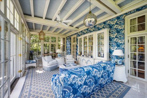 Tiny photo for 788 E Woodland Road, Lake Forest, IL 60045 (MLS # 12468415)