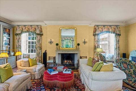 Tiny photo for 788 E Woodland Road, Lake Forest, IL 60045 (MLS # 12468415)