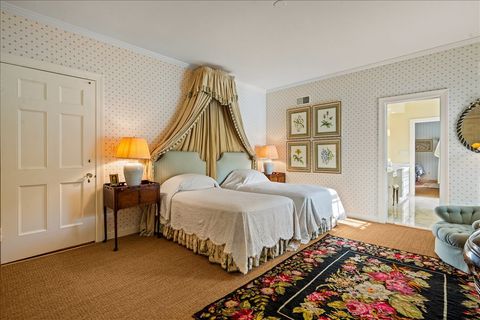 Tiny photo for 788 E Woodland Road, Lake Forest, IL 60045 (MLS # 12468415)