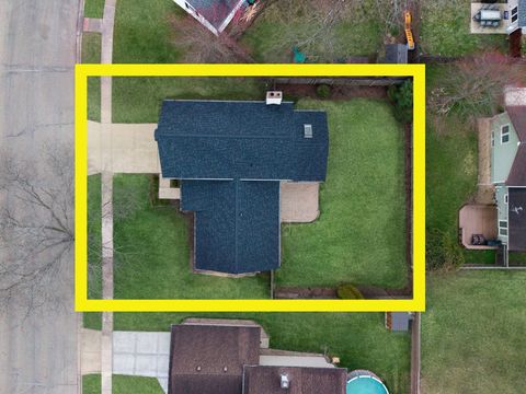 Tiny photo for 530 Cumberland Trail, Elgin, IL 60123 (MLS # 12604056)