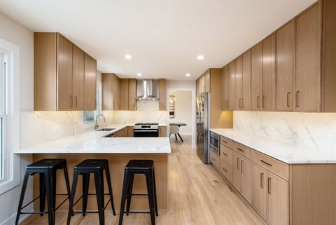 Tiny photo for 530 Cumberland Trail, Elgin, IL 60123 (MLS # 12604056)