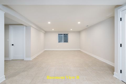 Tiny photo for 530 Cumberland Trail, Elgin, IL 60123 (MLS # 12604056)