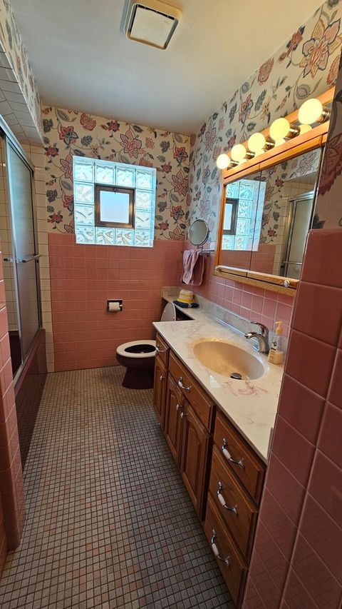 Tiny photo for 1614 Forest Road, La Grange Park, IL 60526 (MLS # 12709758)