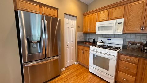 Tiny photo for Naperville, IL 60564 (MLS # 12605205)