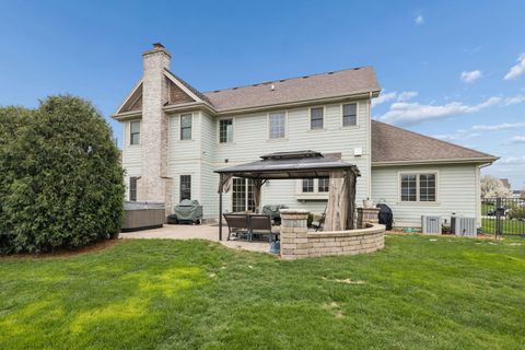Tiny photo for 21261 Somerset Street, Shorewood, IL 60404 (MLS # 12611858)