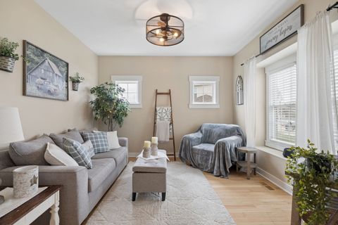 Tiny photo for 21261 Somerset Street, Shorewood, IL 60404 (MLS # 12611858)