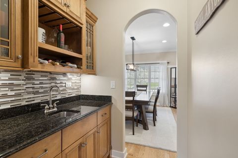 Tiny photo for 21261 Somerset Street, Shorewood, IL 60404 (MLS # 12611858)